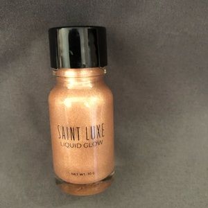 brand new saint luxe liquid glow